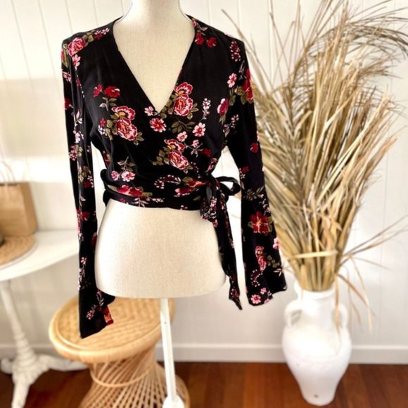SMALL Cotton On Boho Floral Wrap Bell Long Sleeve - Picture 3 of 11